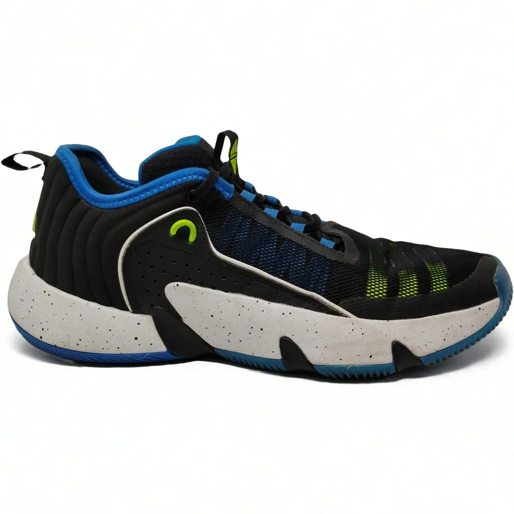 Streetwear Minimalist Adidas Trae Unlimited Mens Basketball Shoes Size 10.5